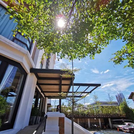 S Park Design Hotel Vientiane Dış mekan fotoğraf