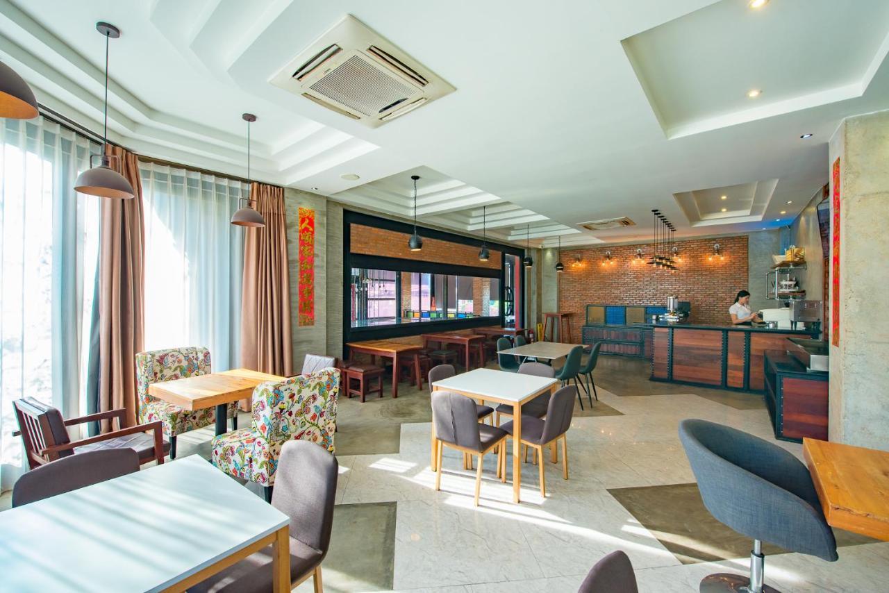 S Park Design Hotel Vientiane Dış mekan fotoğraf